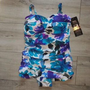 Shoreshapes Swimwear Women's Multicolor Floral swimdress Swimsuit  Size 8